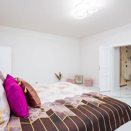 Apartament Gold Aleja Nmp 8 - Free Parking Çestohova Dış mekan fotoğraf