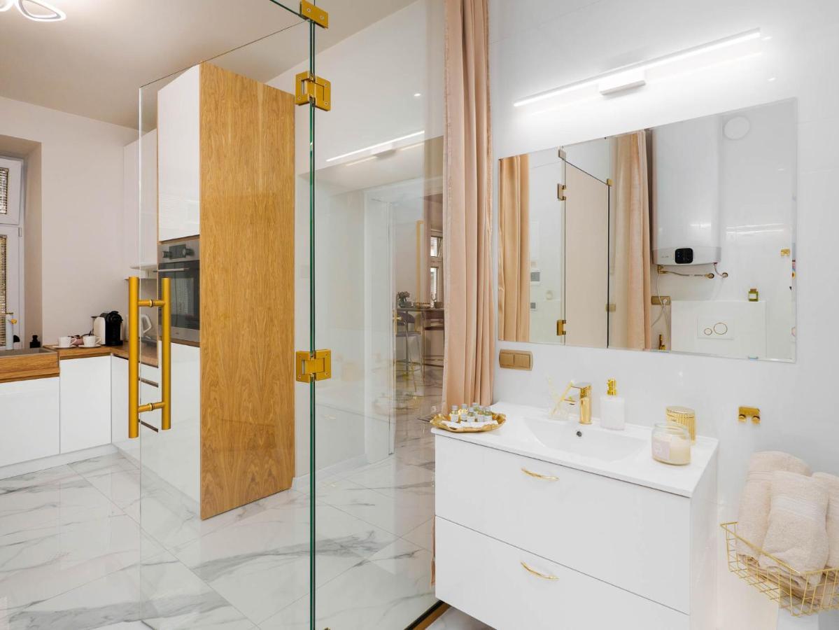 Apartament Gold Aleja Nmp 8 - Free Parking Çestohova Dış mekan fotoğraf